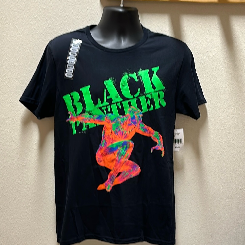 MARVEL BLACK PANTHER T-Shirt NWT